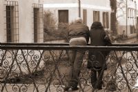 uno (sguardo) leggero, un pensiero intenso