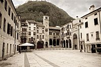 terra veneta: piazza Flaminio a Vittorio Veneto