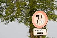 eccetto