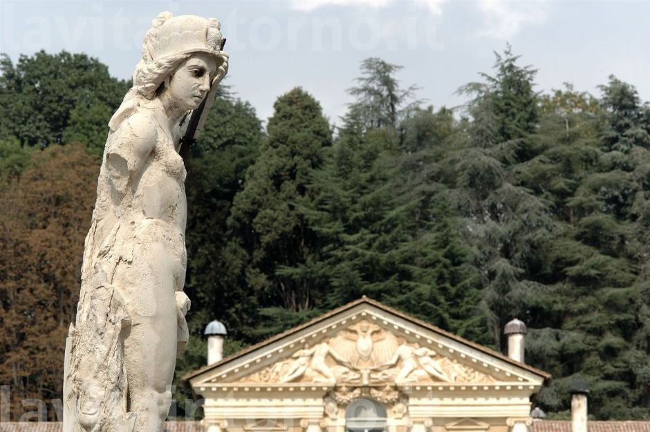 vi si scorge il tempo passato