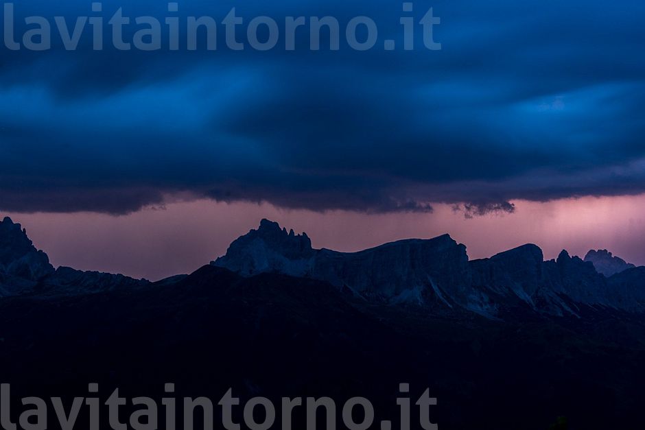 the delicate light of thunder