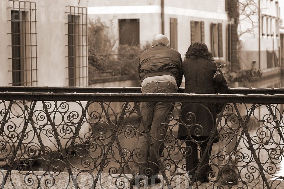 uno (sguardo) leggero, un pensiero intenso