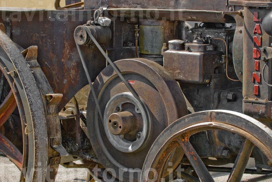 vecchio trattore quanto tempo ...