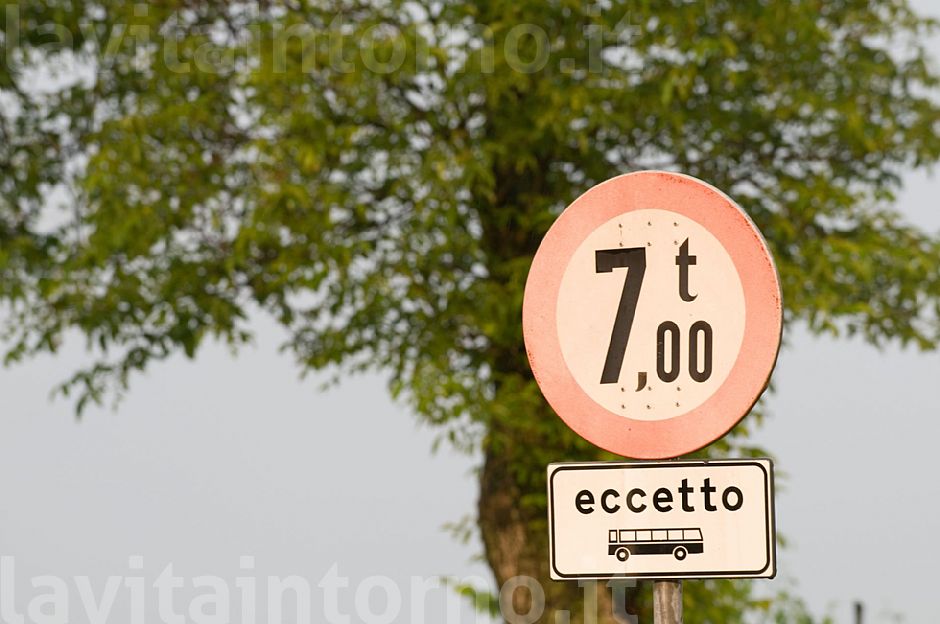 eccetto