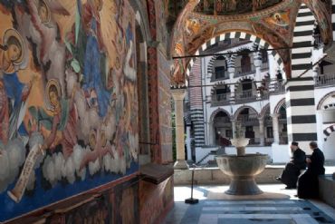 AUTORE: 360° Multivisioni AUTORE: 360° Multivisioni /